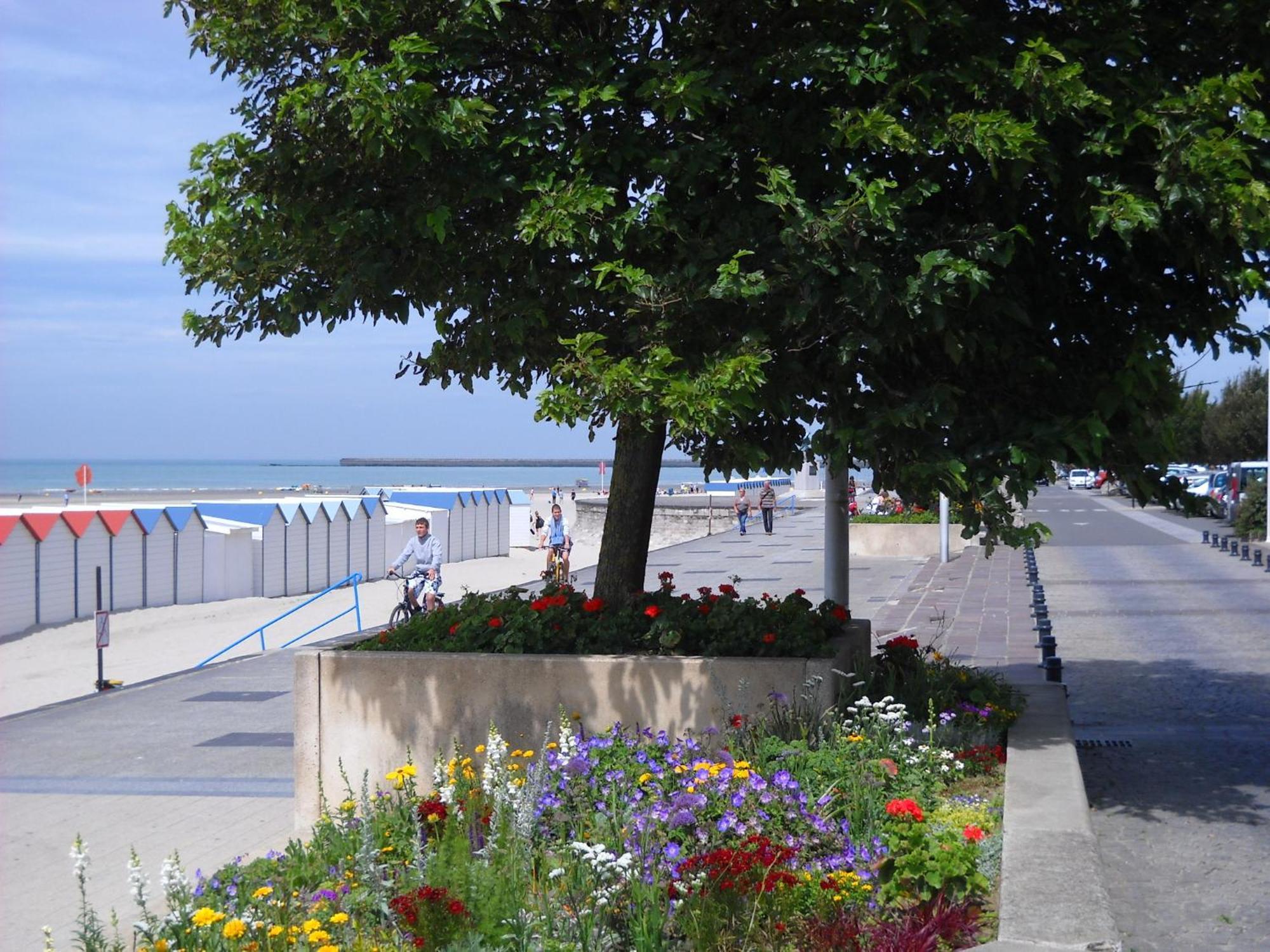Opal'Inn Boulogne-sur-Mer Esterno foto